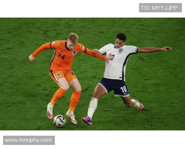 荷兰现役27号足球明星的辉煌成就与未来展望分析 荷兰现役27号足球明星的辉煌成就与未来展望分析