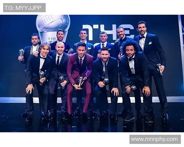 足球明星的奢华生活揭秘他们的日常训练与私人时光如何平衡